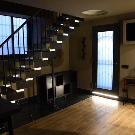קטאניה Rebecca House Suites מראה חיצוני תמונה