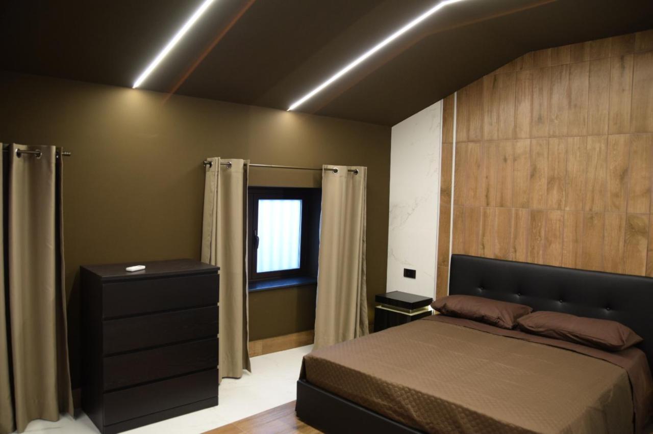 קטאניה Rebecca House Suites מראה חיצוני תמונה