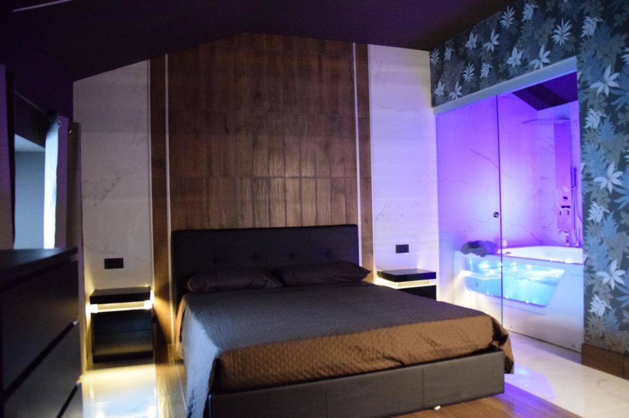 קטאניה Rebecca House Suites מראה חיצוני תמונה